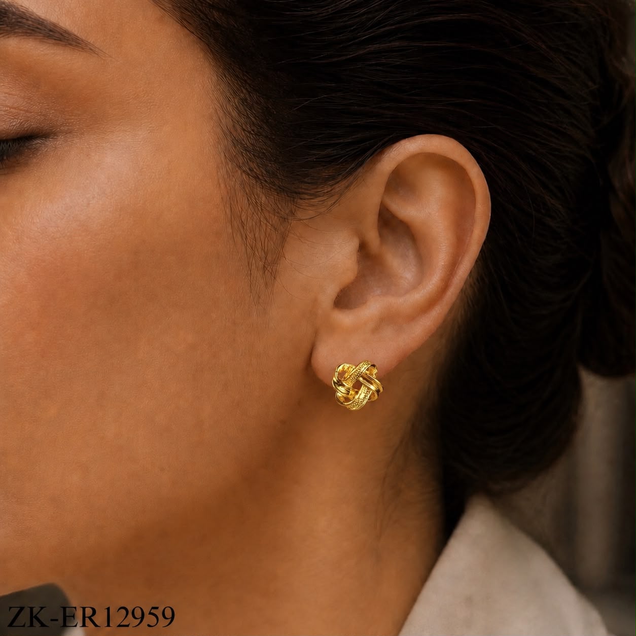 TWISTED KNOT EARRINGS