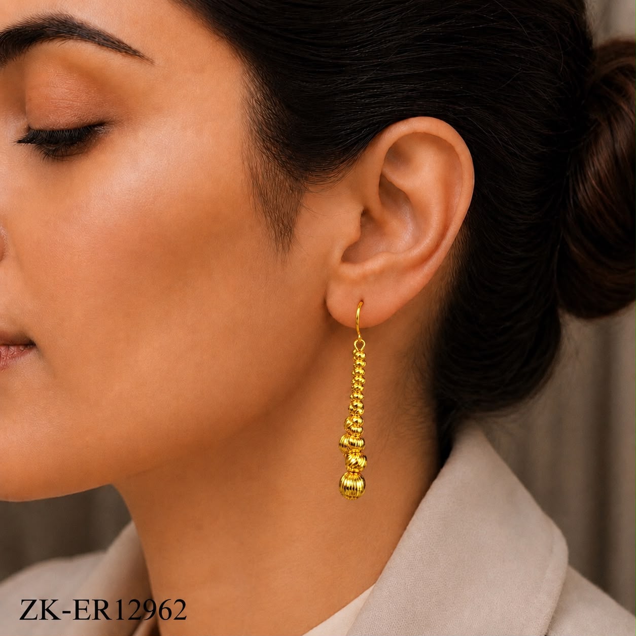 BALLS TEXTURED EARRINGS