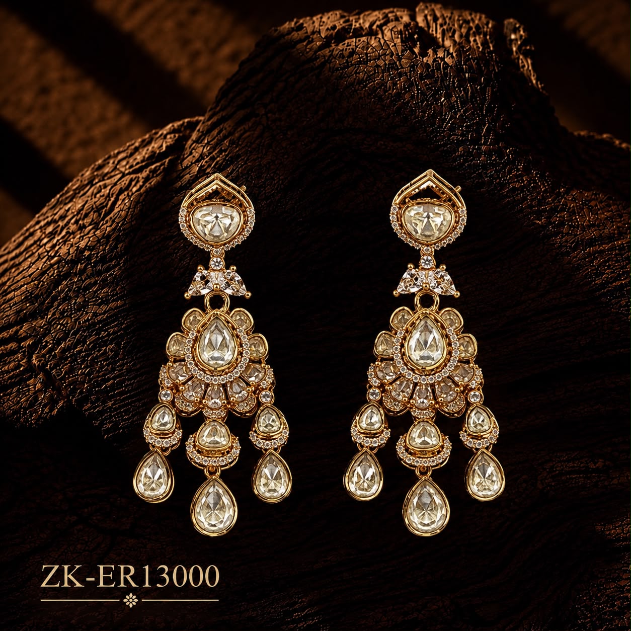 CHAMPAGNE FLORAL EARRINGS