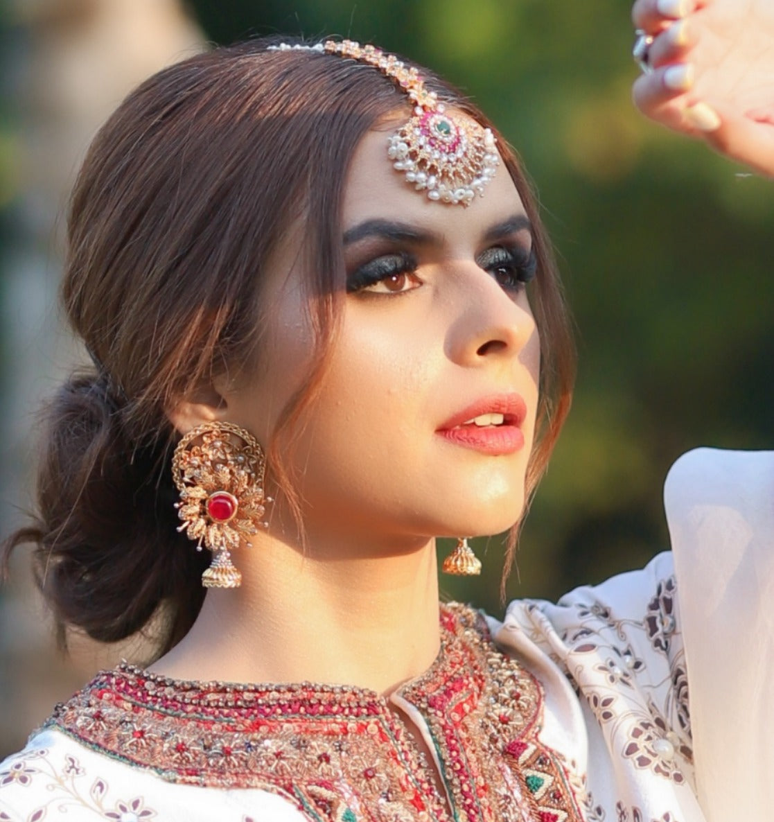 Floral jhumki earrings