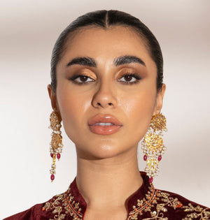 Solid kundan earrings