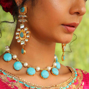 Kundan Textured Earrings