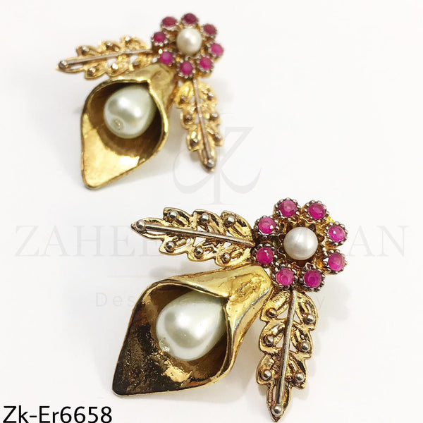 Stylish Petal Earrings