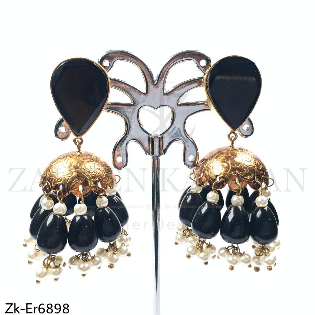 Tea drop hanging earrings.