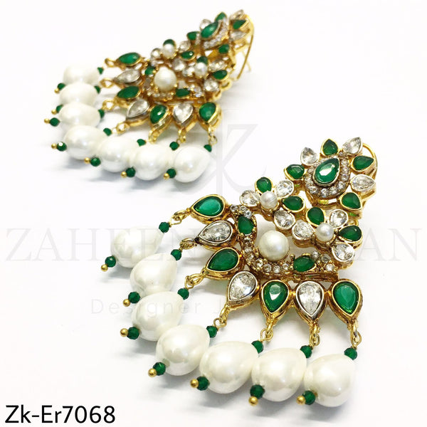 Emerald Pearly Earrings