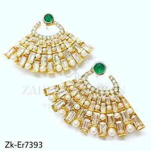 Emerald pearl earrings