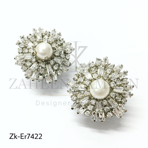 Round pearl zirconia studs