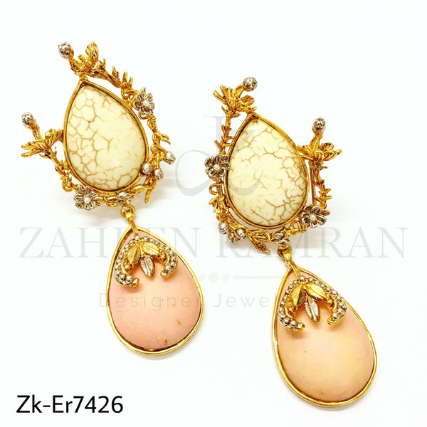 Stylish earrings