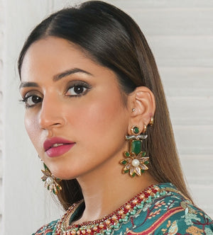 Floral emerald dangler