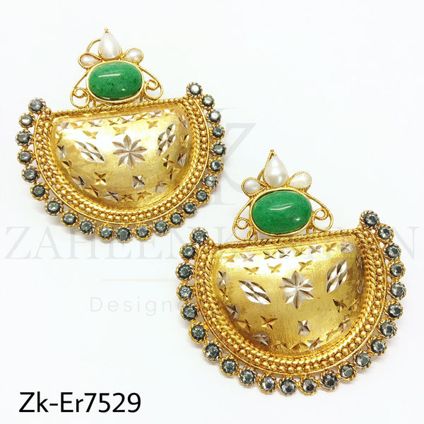 Jade golden earrings