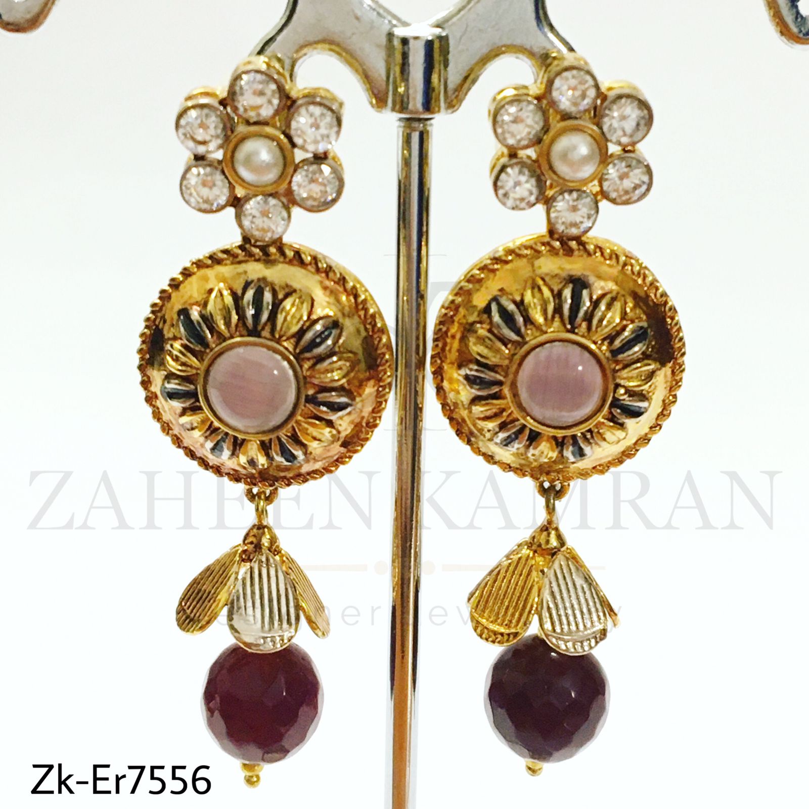 Floral round earrings