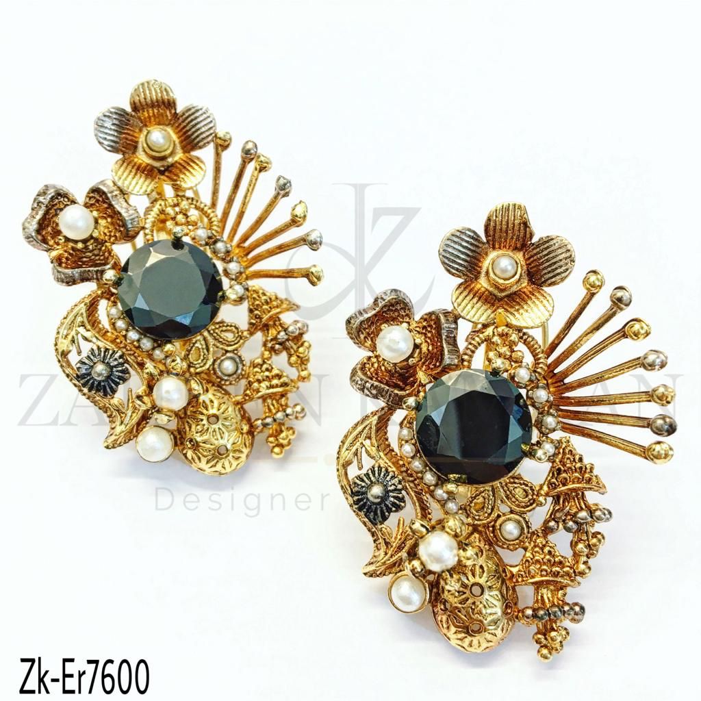 Stylish Golden agate studs