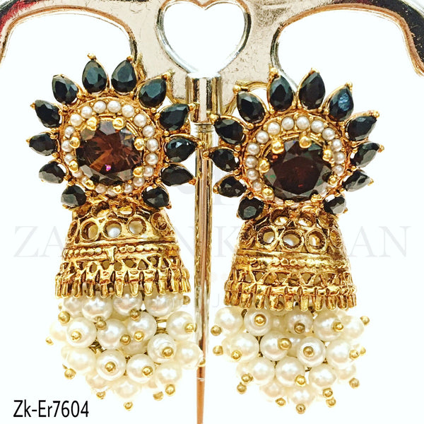 Elegant classy earrings