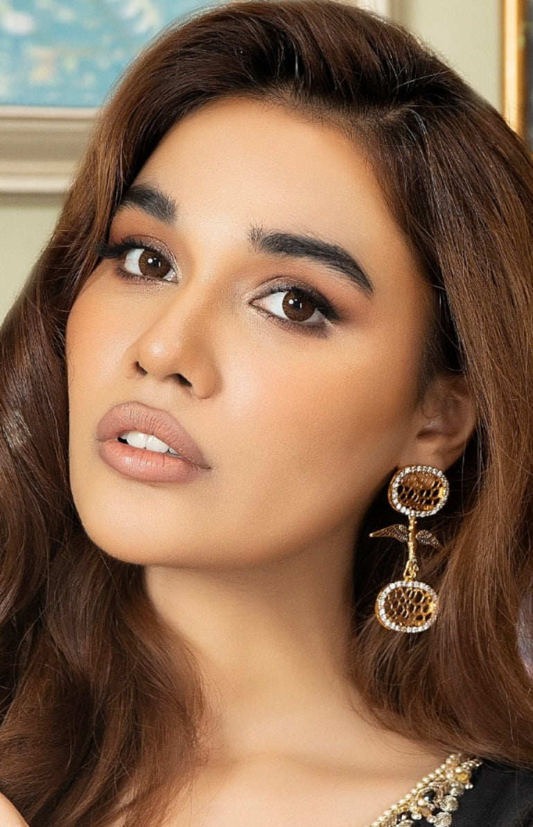 Bird net earrings.