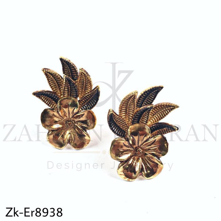 Leafy antique earrings.