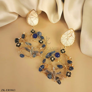 Pigeon style earringa.