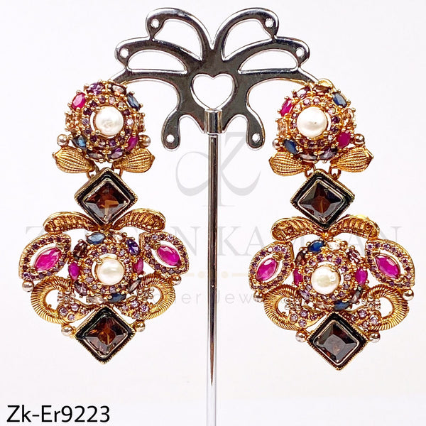 Gorgeous earrings.