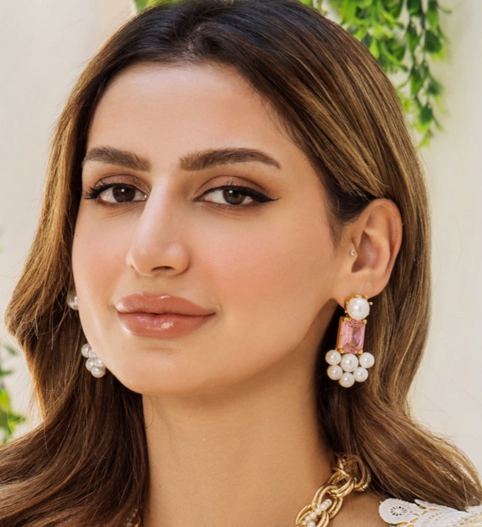 Incredible earrings.