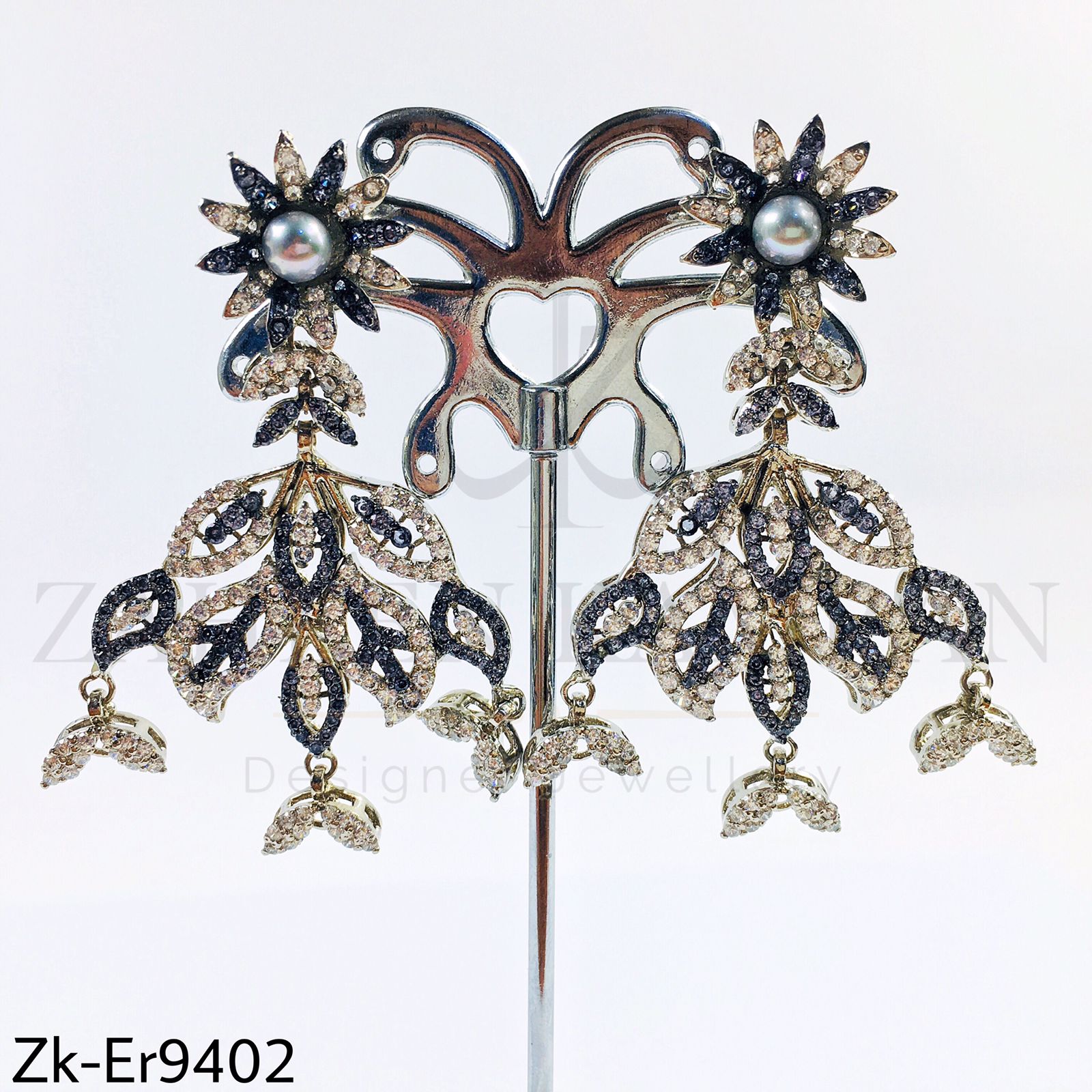 Stunning earrings.