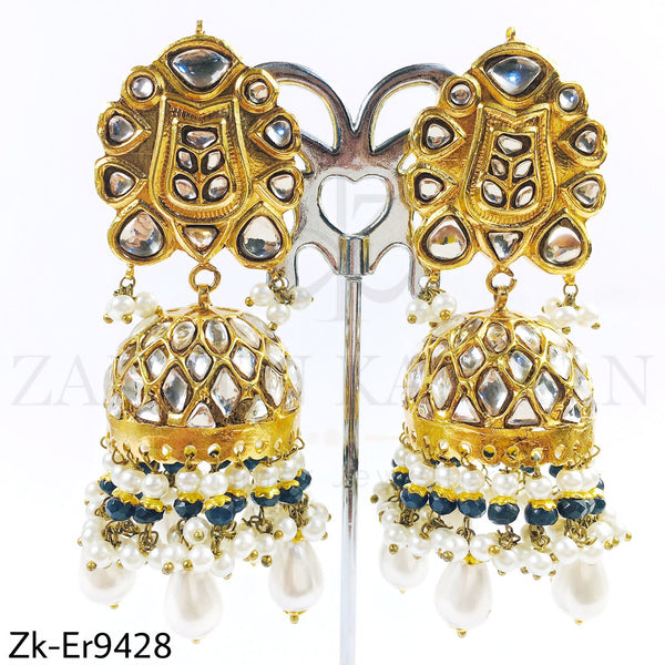 Kundan earrings.