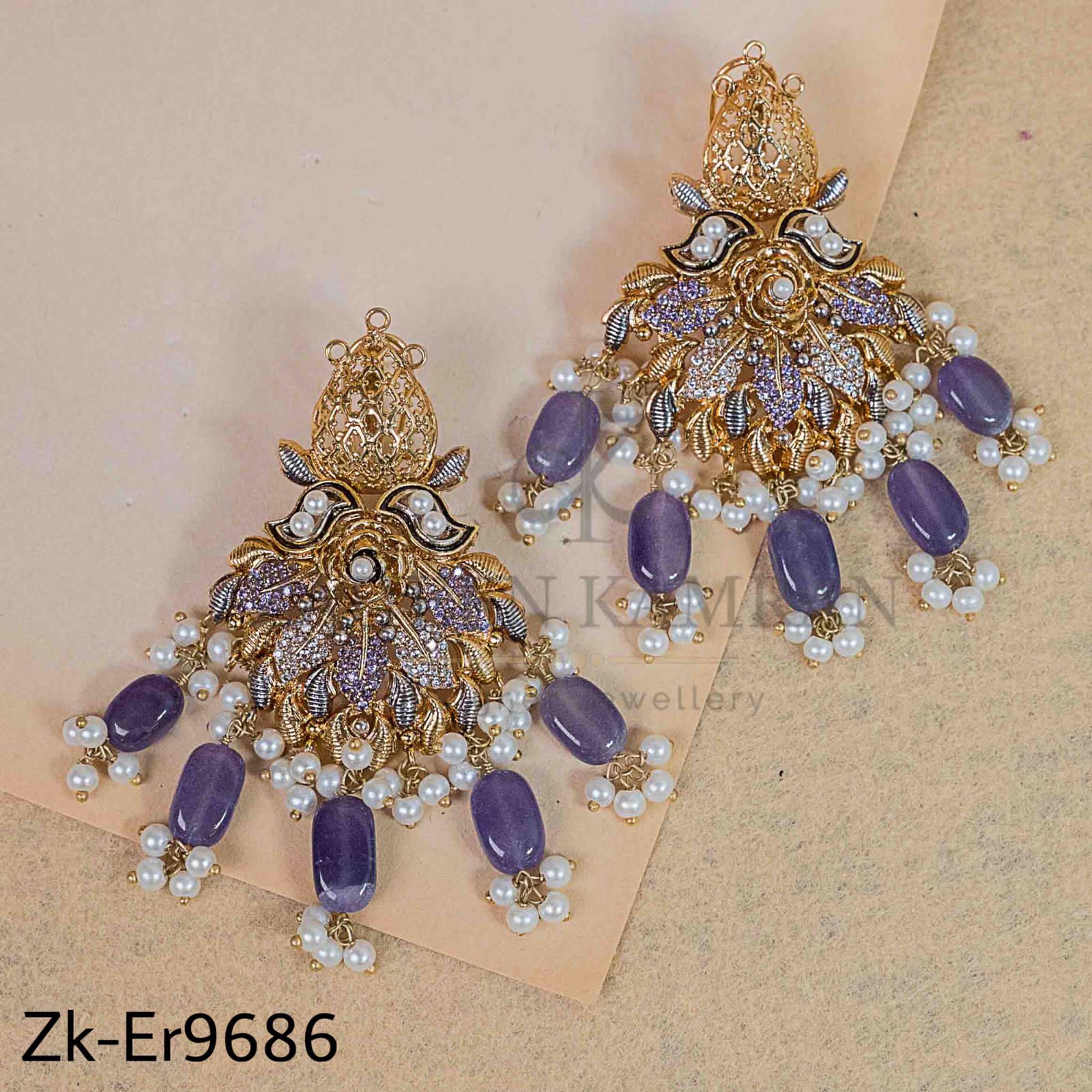 RELICS EARRINGS