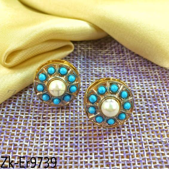 ESMA STUDS