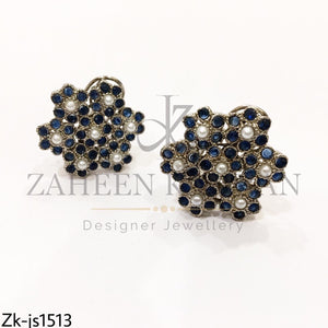 Precisely Made Necklace Set