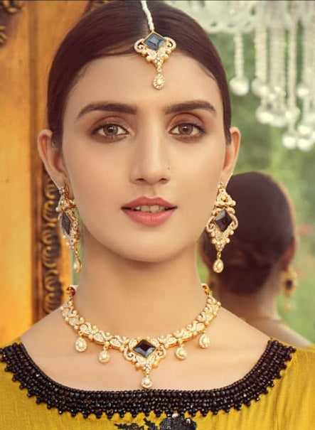 Gorgeous Natural Pearls Necklace Set