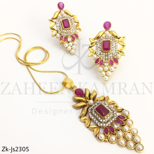 Ruby Gold Cut Pendant Set