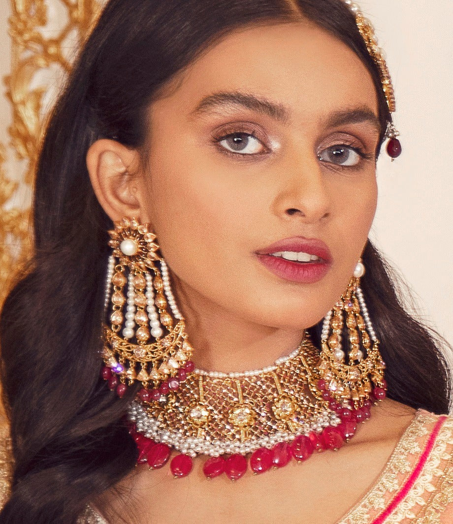 Cutwork detailed set