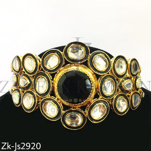 Meena seesh choker set