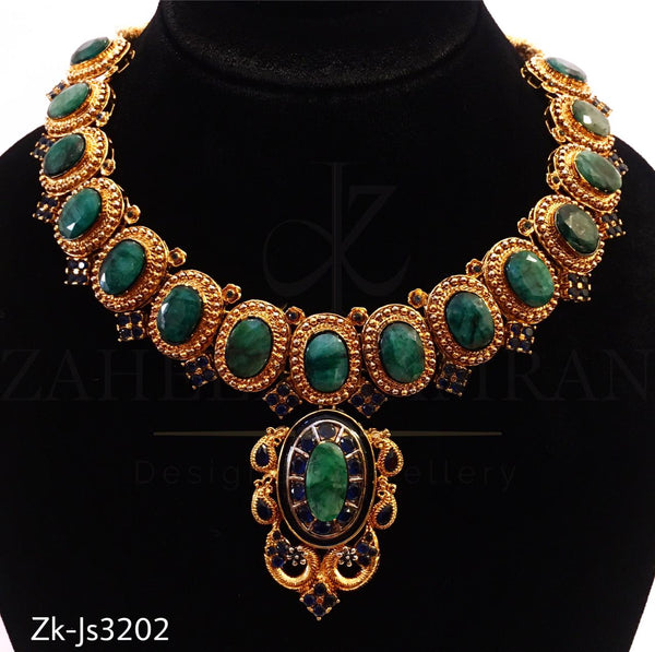 Emerald Antique Set