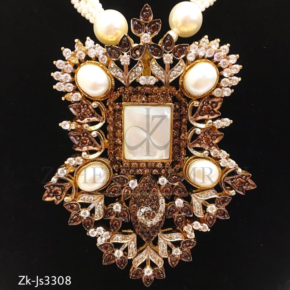 Classy Pendant Mala Set