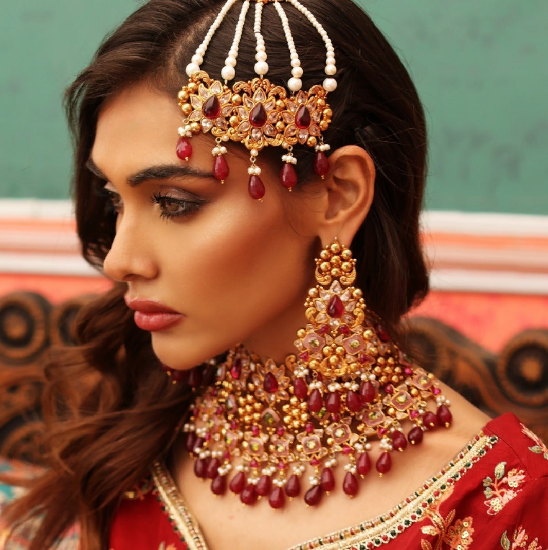 Meena Ruby set