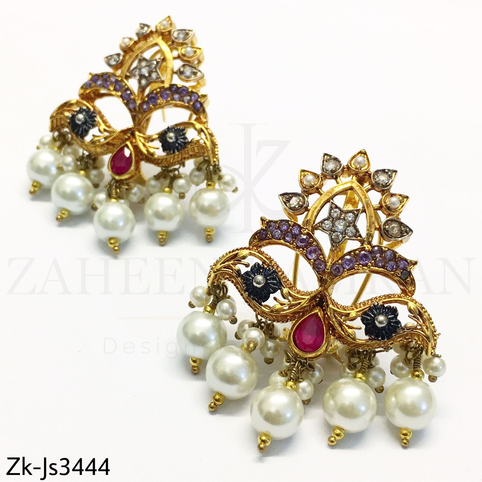 Detailed Pendant Mala