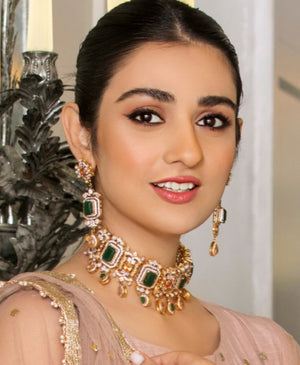 Emerald zirconian choker ser