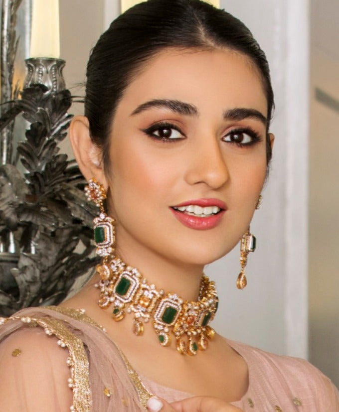 Emerald zirconian choker ser