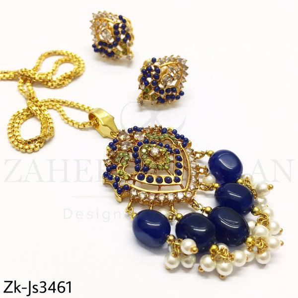 Sapphire pendant set