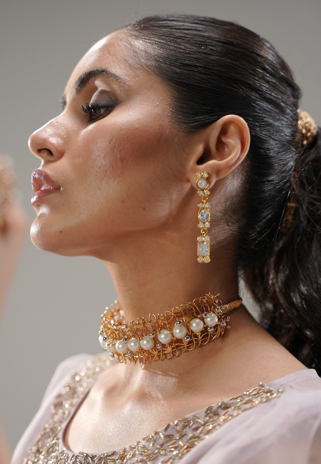 Pearls Cluster Choker Set