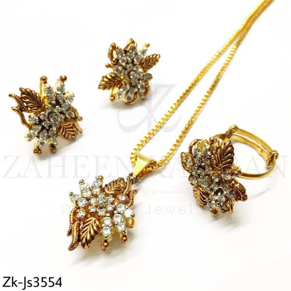 Golden Antique Pendent Set