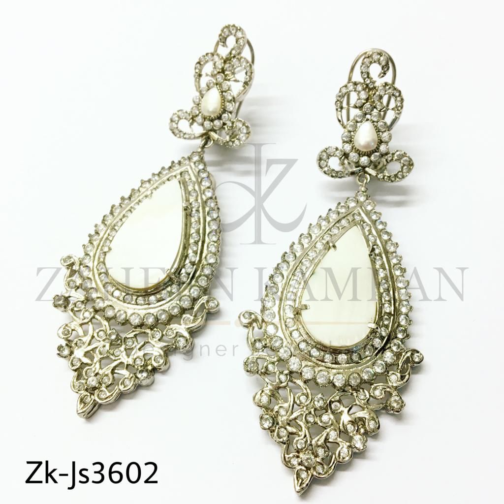 Seap zircons set