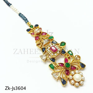 Filigree cutwork set