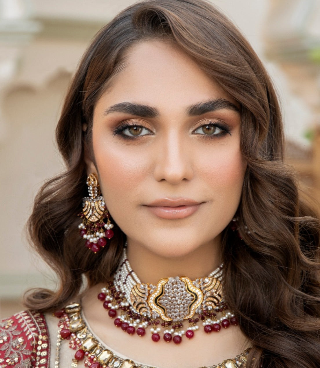 Cutwork antique choker set