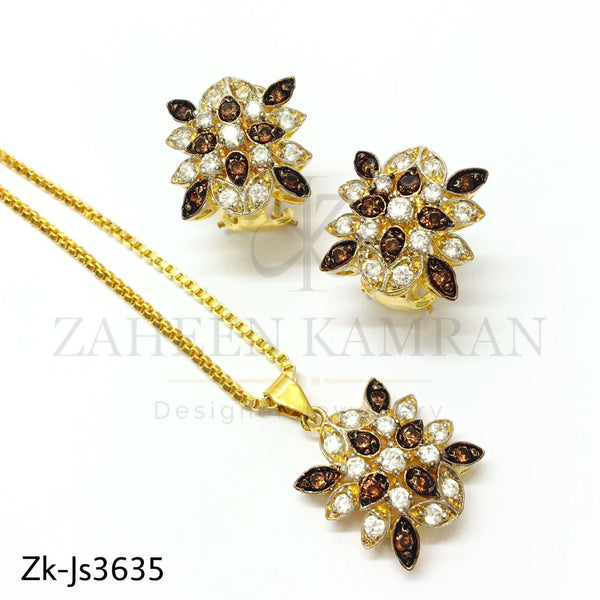 Stylish Zirconia pendant