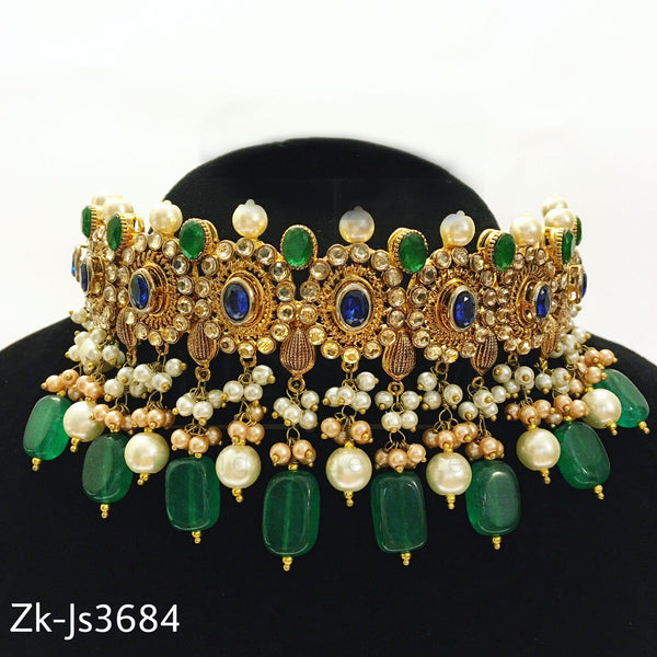 Sleek emerald choker set