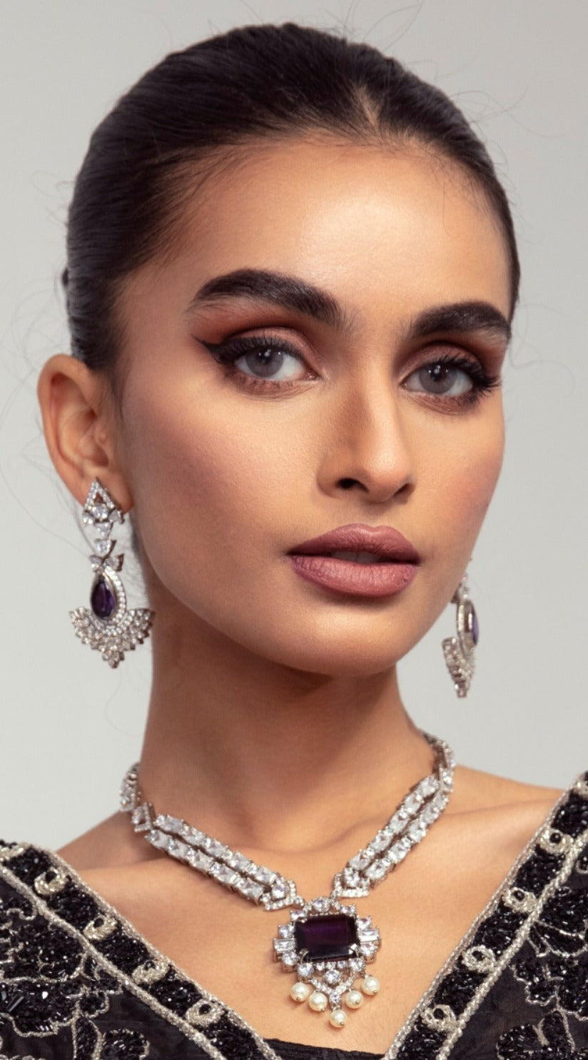 Delicate amethyst silver set