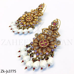 Antique impeccable set