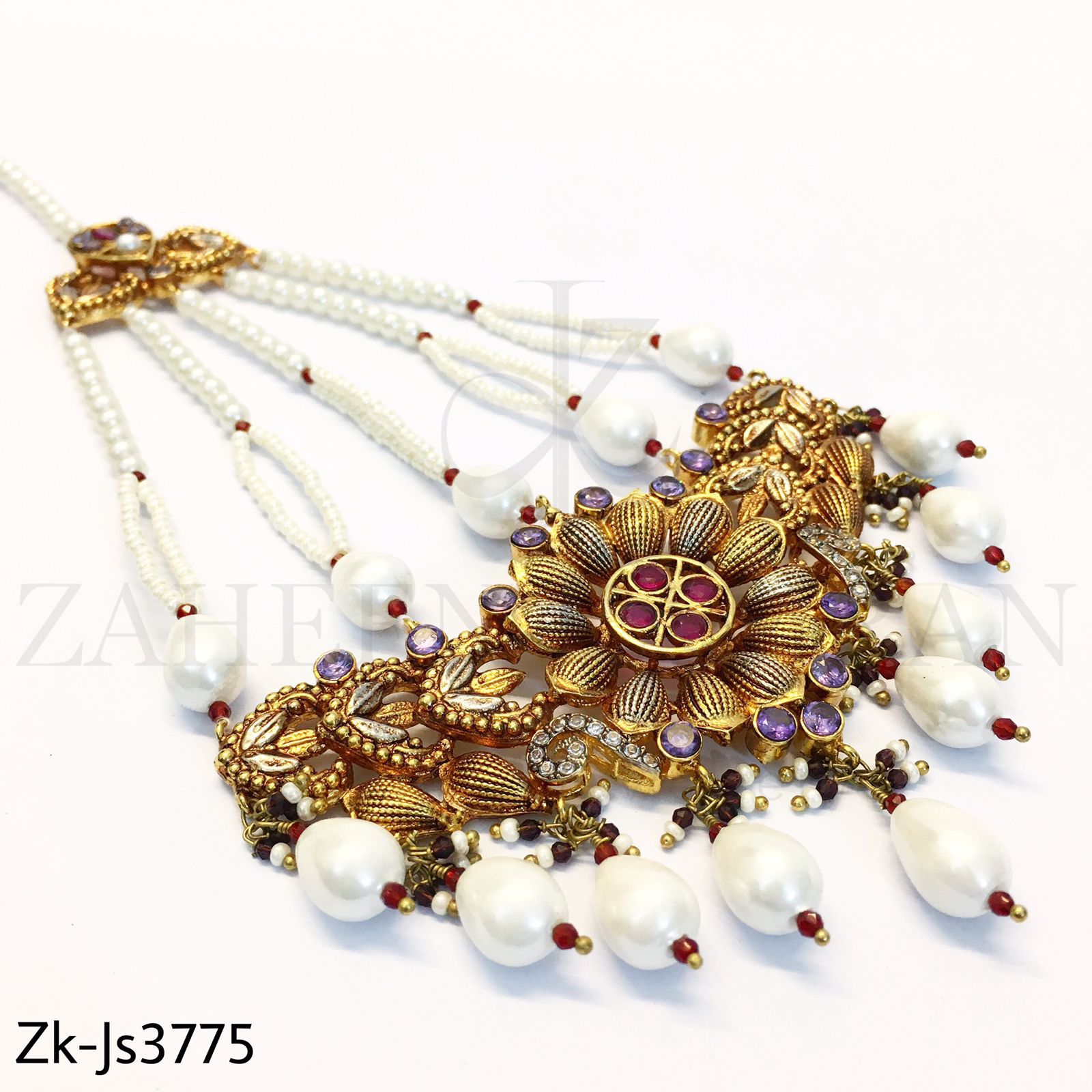 Antique impeccable set