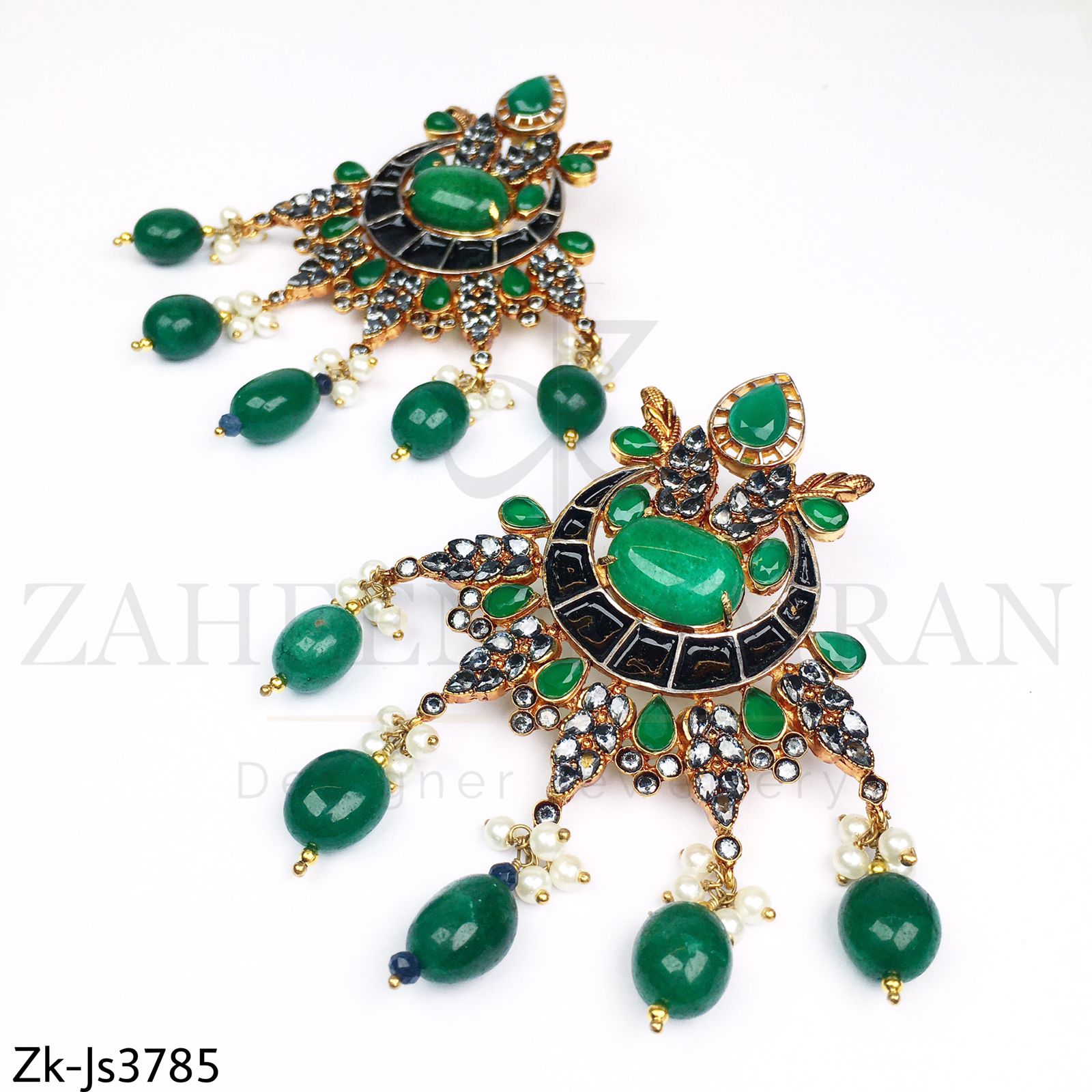 Layered emerald pendant mala set
