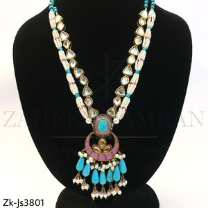 Charming Mala pendant